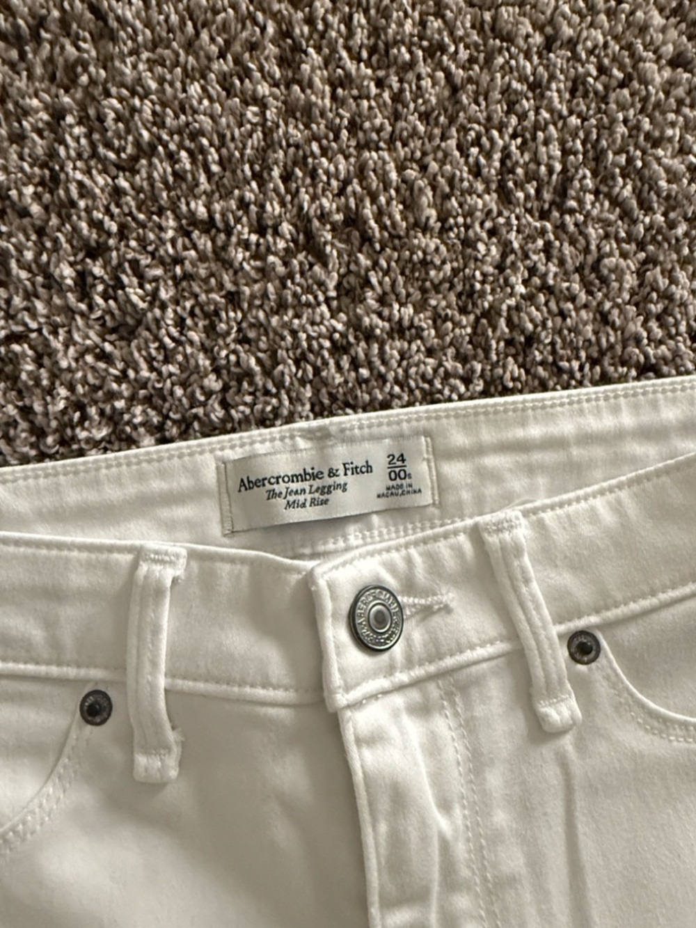 Abercrombie & Fitch White Mid-Rise Jean Leggings with Silver Hardware - Picture 2 of 3